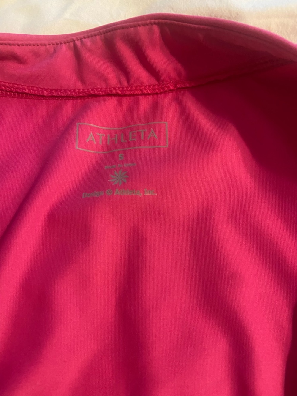 Athleta Tidal Ruched Hot Pink Rashguard - Picture 2 of 6
